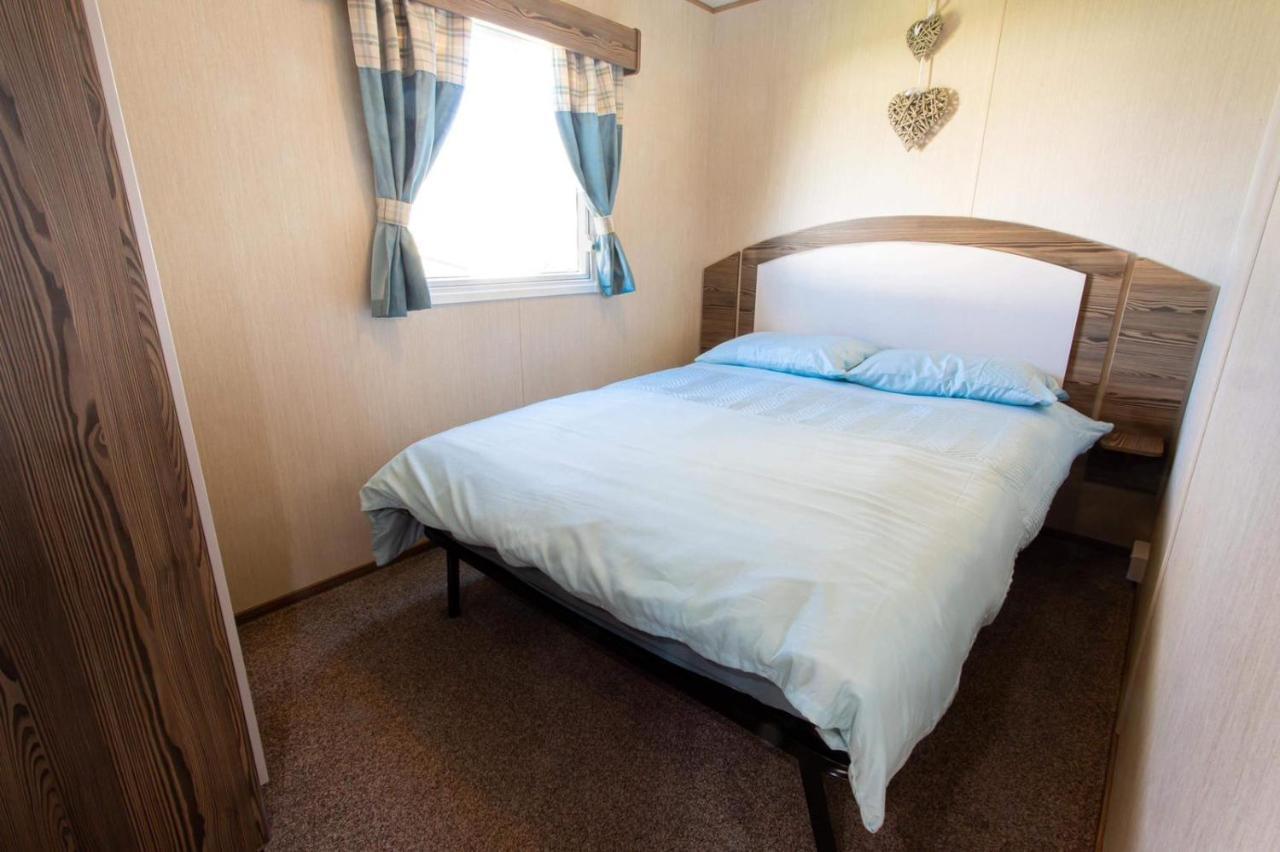 Caravan In Haven Marton Mere Holiday Park แบล็คพูล ภายนอก รูปภาพ
